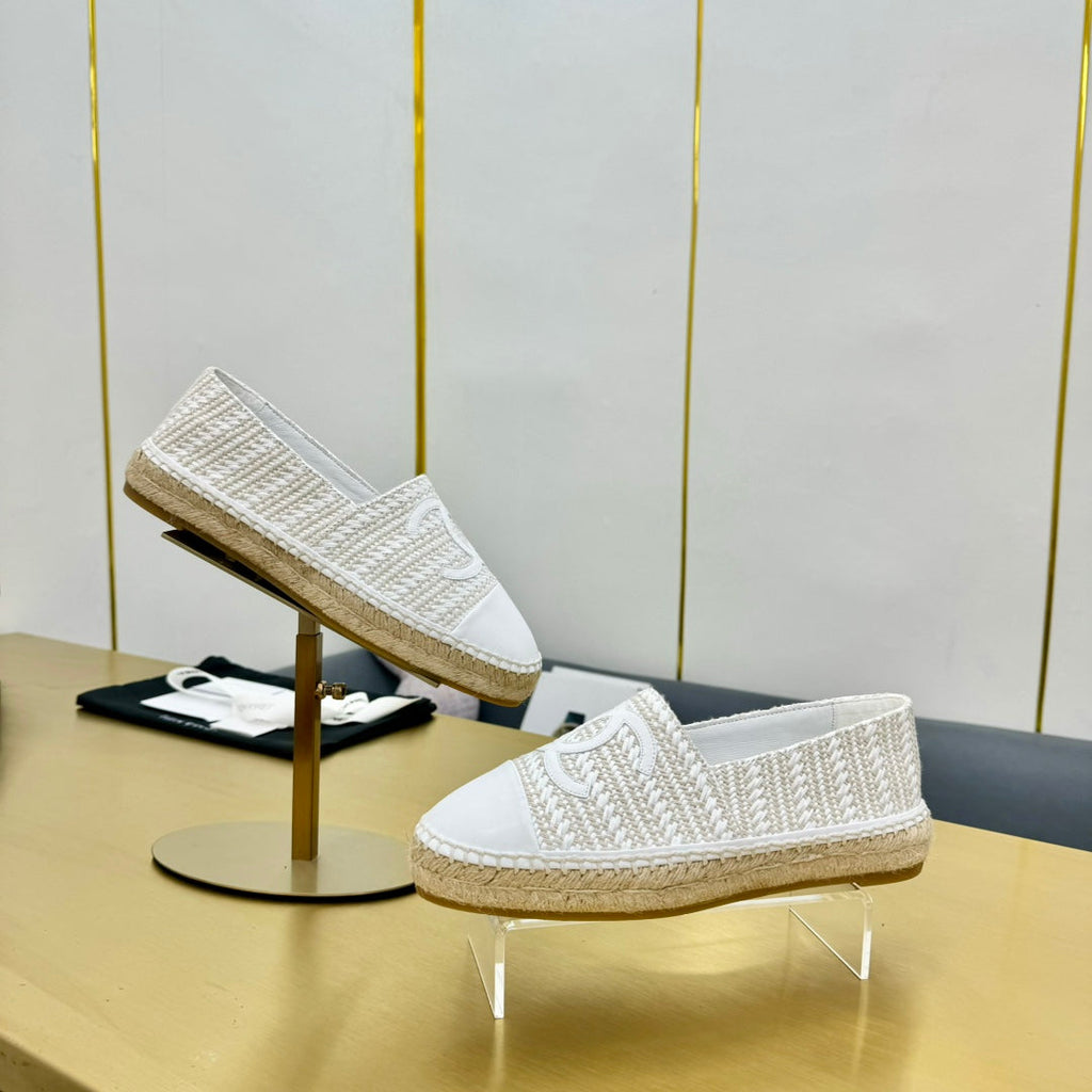 CHANEL ESPADRILLES PLATFORM 25S IN WHITE TWEED MIX CALFSKIN