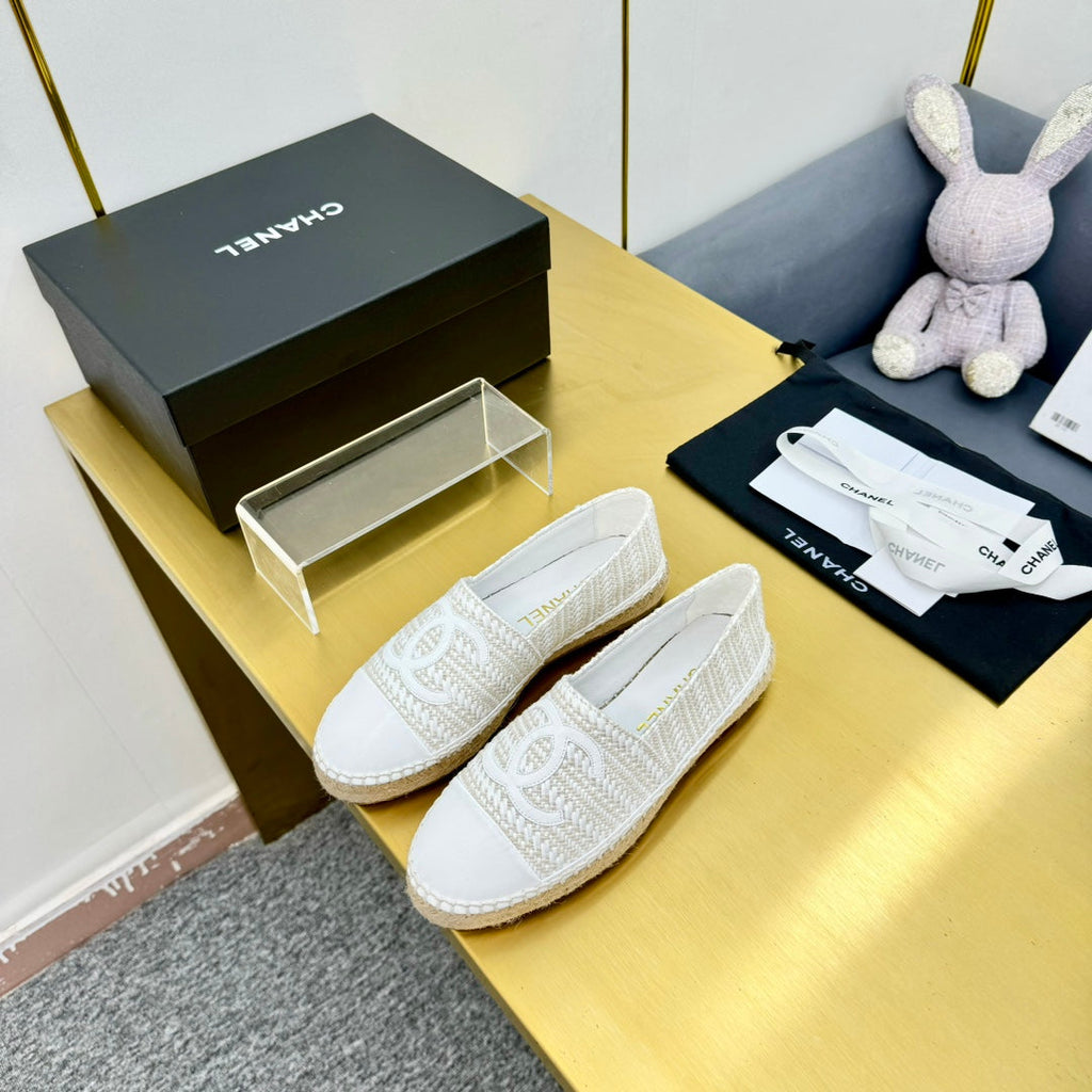 CHANEL ESPADRILLES PLATFORM 25S IN WHITE TWEED MIX CALFSKIN