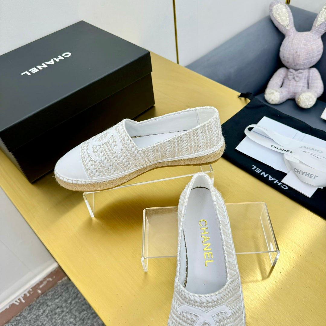 CHANEL ESPADRILLES PLATFORM 25S IN WHITE TWEED MIX CALFSKIN