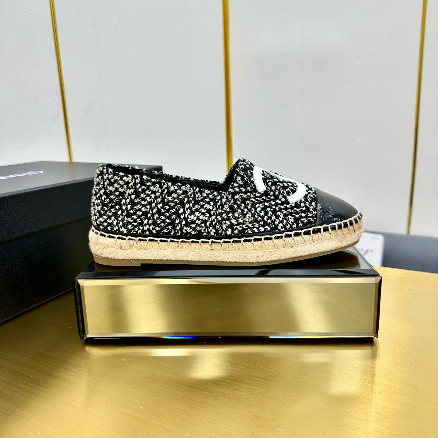 CHANEL ESPADRILLES PLATFORM 25S IN BLACK MIX WHITE TWEED