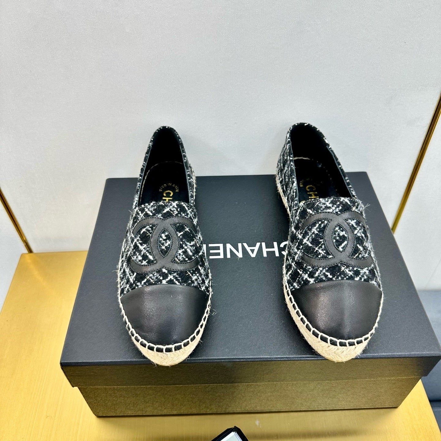 CHANEL ESPADRILLES PLATFORM 25S IN BLACK TWEED AND CALFSKIN