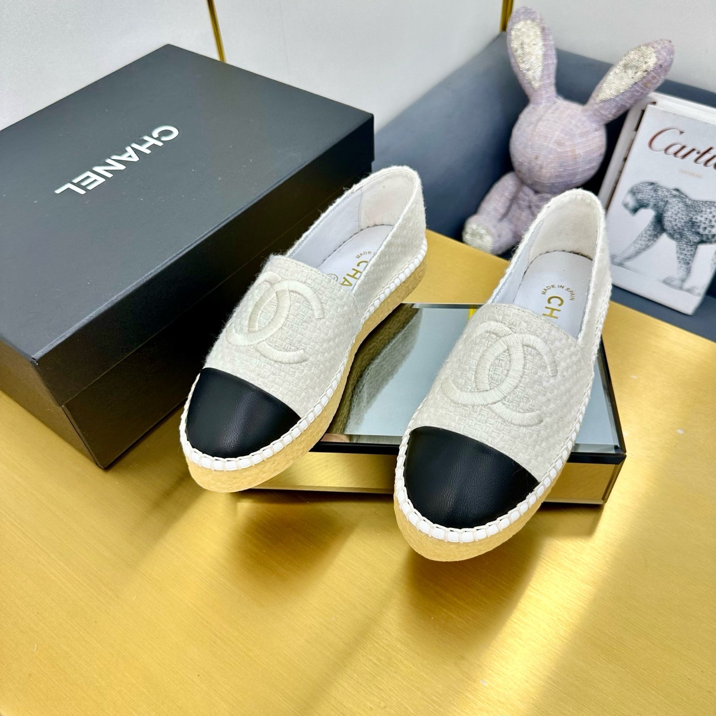 CHANEL ESPADRILLES PLATFORM 25S IN WHITE TWEED MIX BLACK CALFSKIN
