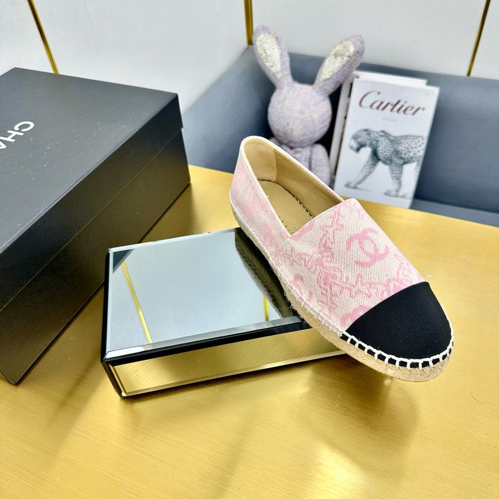 CHANEL ESPADRILLES PLATFORM IN LIGHT PINK MIX BLACK FABRIC