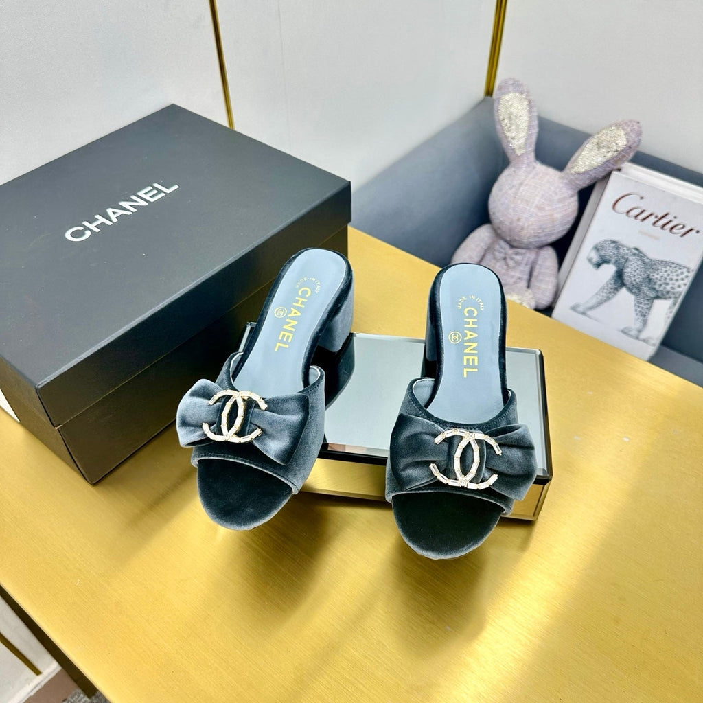 CHANEL BOWKNOT RHINESTONES MID HEEL MULE IN STONE BLUE VELVET
