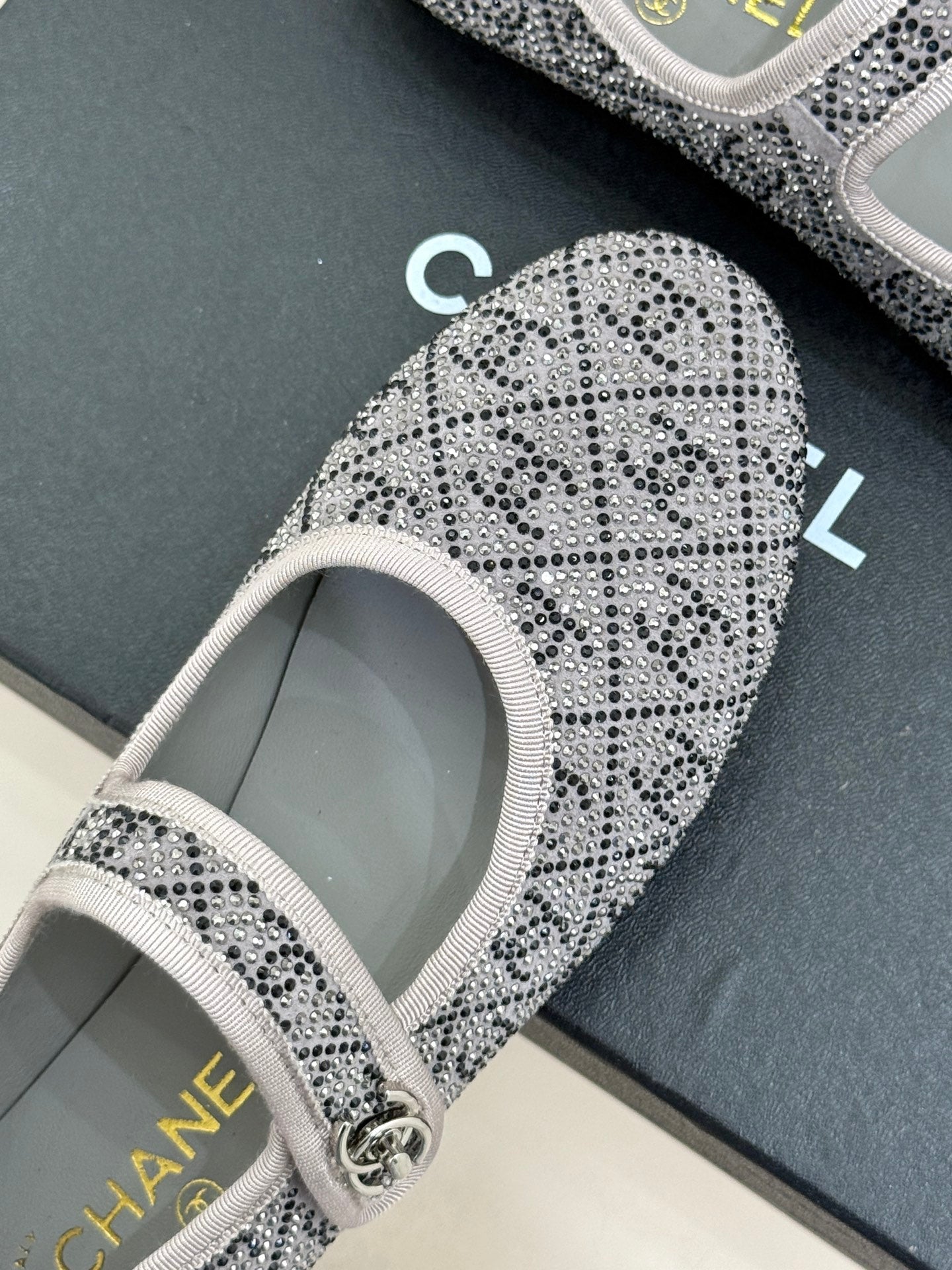 CHANEL FLAT MARY JANE 25SS IN GREY EMBELLISHED WITH RHINESTONES