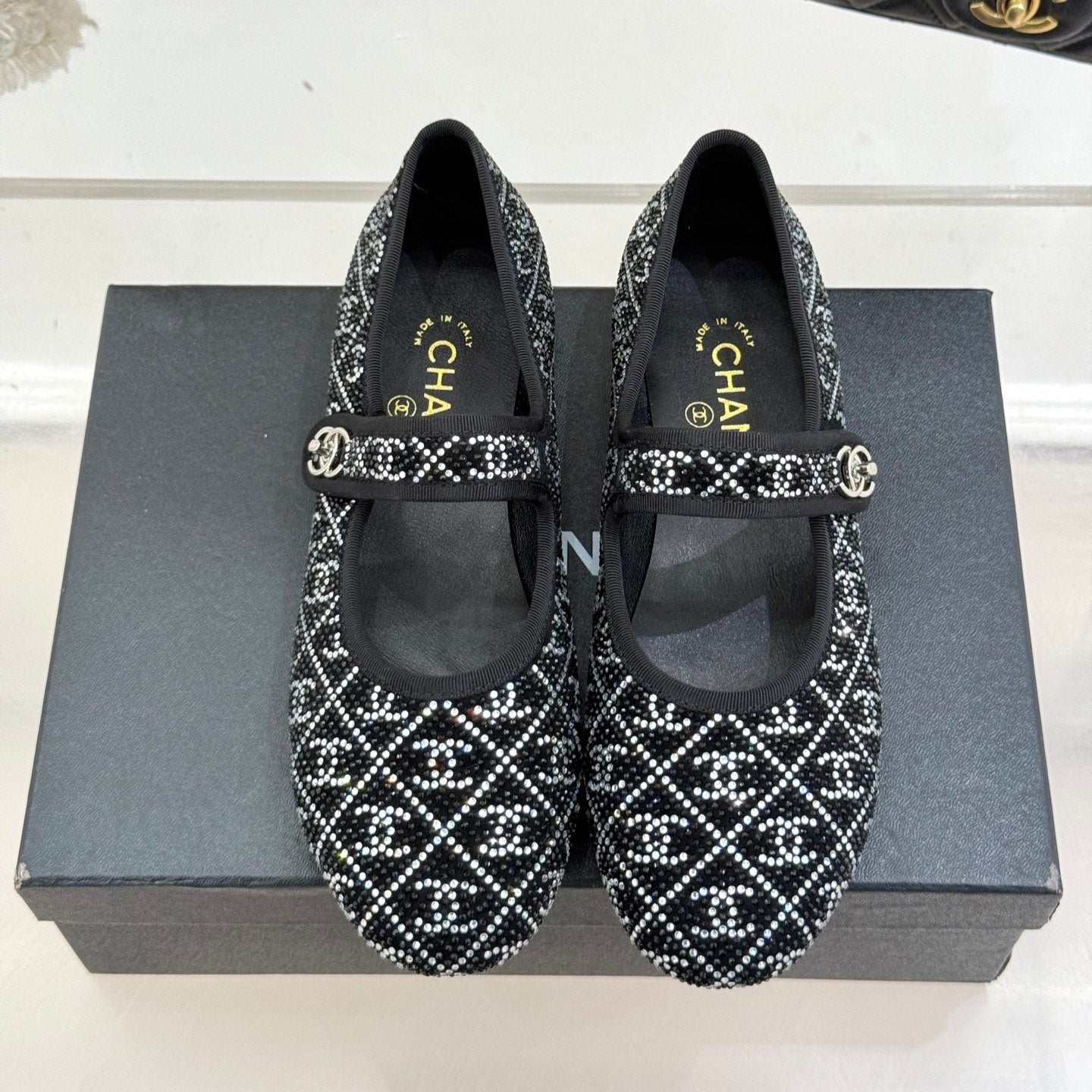 CHANEL FLAT MARY JANE 25SS IN BLACK EMBELLISHED WITH RHINESTONES