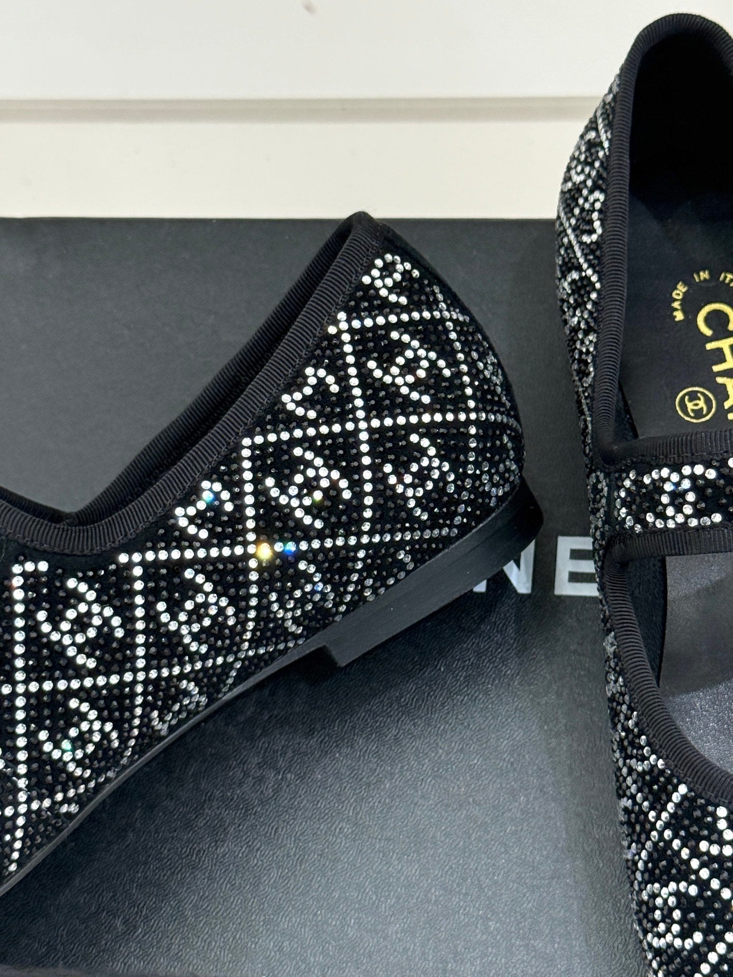 CHANEL FLAT MARY JANE 25SS IN BLACK EMBELLISHED WITH RHINESTONES