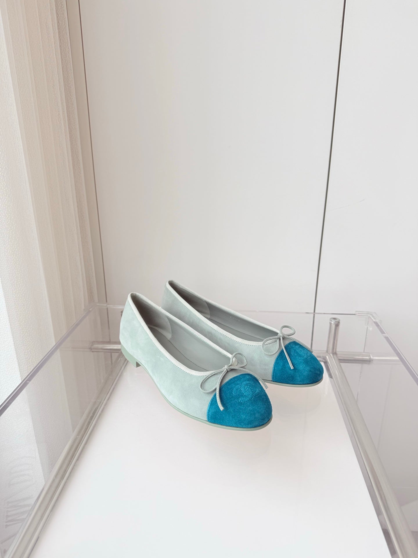 CHANEL BALLET FLAT IN CERULEAN BLUE MIX PEARL GRAY SUEDE