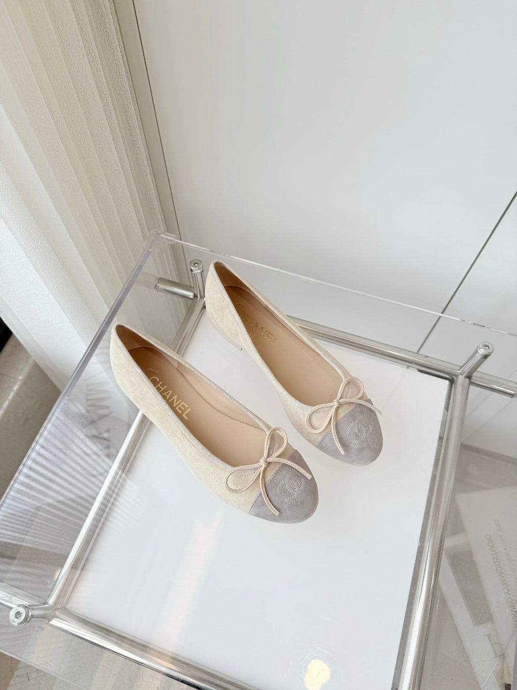 CHANEL BALLET FLAT IN DOVE GRAY MIX PALE YELLOW SUEDE